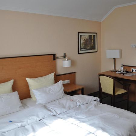 Hotel Gasthof Vogelsang Zellingen Екстериор снимка