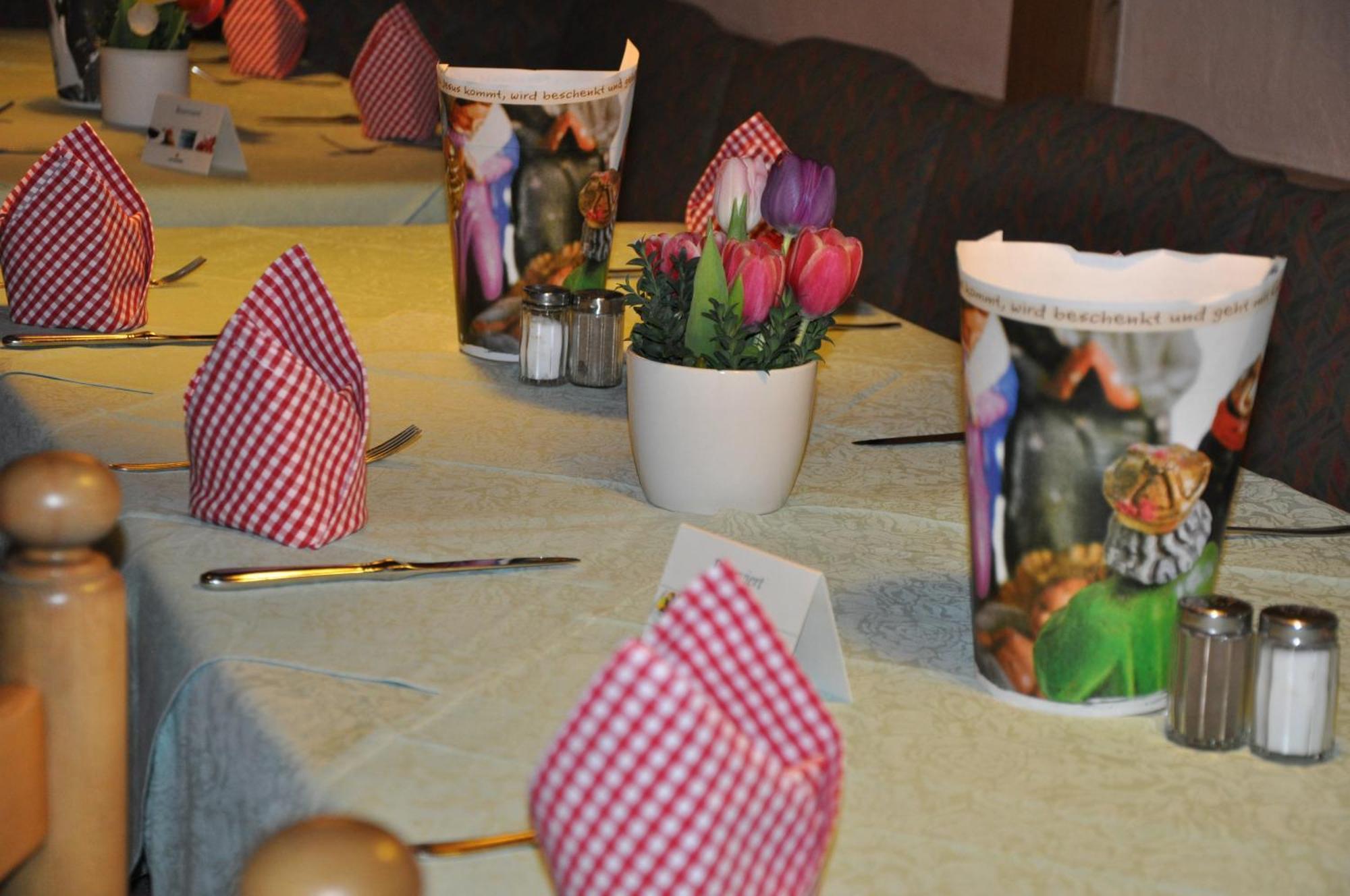 Hotel Gasthof Vogelsang Zellingen Екстериор снимка